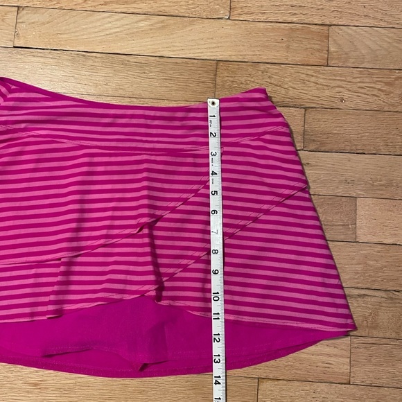 Title Nine Hot Pink Striped Women's Skort Size M - Picture 9 of 9